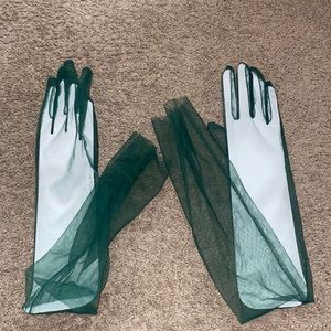 Mesh gloves